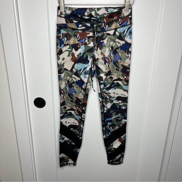 Free People FP Movement Daybreak Camo Print Mesh Drawstring Leggings Size XS - Picture 2 of 8